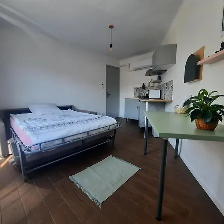 Habitación en casa particular La 3, Climatisee Ac, Cuisine Privee, Calme