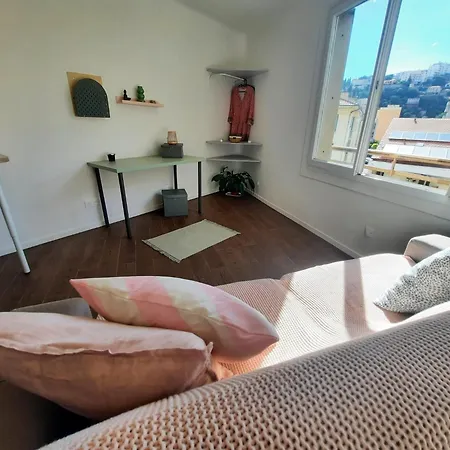 Habitación en casa particular La 3, Climatisee Ac, Cuisine Privee, Calme